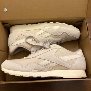 Reebok Men’s Beige Casual Sneakers